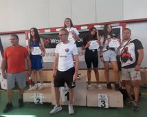 VIDEO-FOTO Aur și argint pentru fetele de la CS Otavă Viorel la Campionatul Național de Box 2 podium fete box