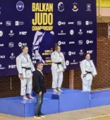 Două medalii de bronz la Campionatul Balcanic de Judo pentru fetele de la CSS Focșani 2 podium judo 1