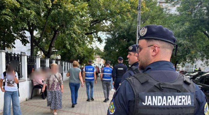 FOTO Aceeași misiune în fiecare zi: siguranța copiilor