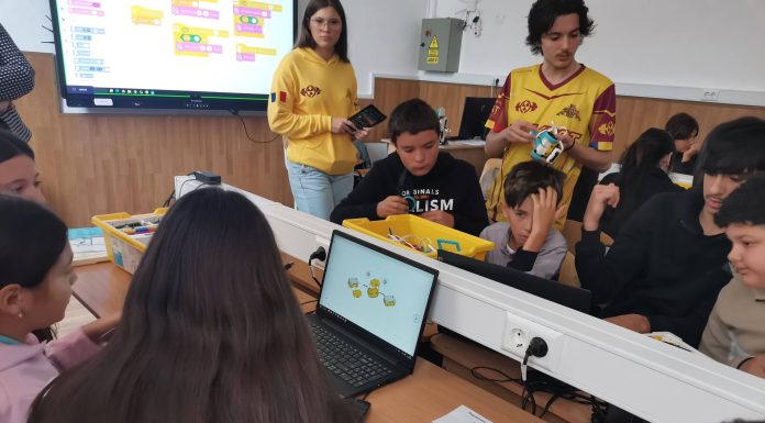 FOTO FIRST Step Into STEAM – O experiență de neuitat pentru elevii Școlii Gimnaziale Tâmboești