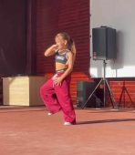 VIDEO-FOTO Micuța Sofia Rusu a cules aplauze la Zilele Comunei Pufești 2 sofia rusu 3