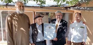 FOTO Veteran de război, sărbătorit la împlinirea vârstei de 103 ani