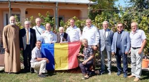 FOTO Veteran de război, sărbătorit la împlinirea vârstei de 103 ani 3 veteran sebe