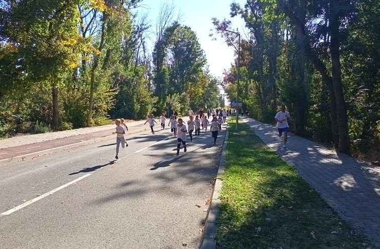 Copii și cadre militare din ISU Vrancea, la evenimentul „Promenada Inimilor – Aleargă pentru inima ta!”