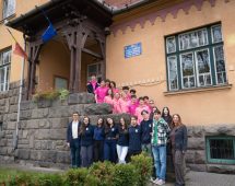 FOTO Din online, față în față, la Gheorgheni: AICitizens și Novatronic, două echipe de robotică unite prin mentorat și pasiunea pentru tehnologie 6 aicitizens mentori 1