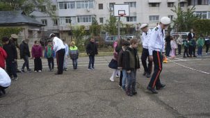 armata elevi 4