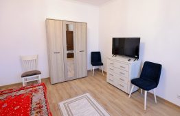 FOTO Trei familii sinistrate din Soveja au primit case noi din partea Arhiepiscopiei Buzăului și Vrancei 5 casa noua soveja 2