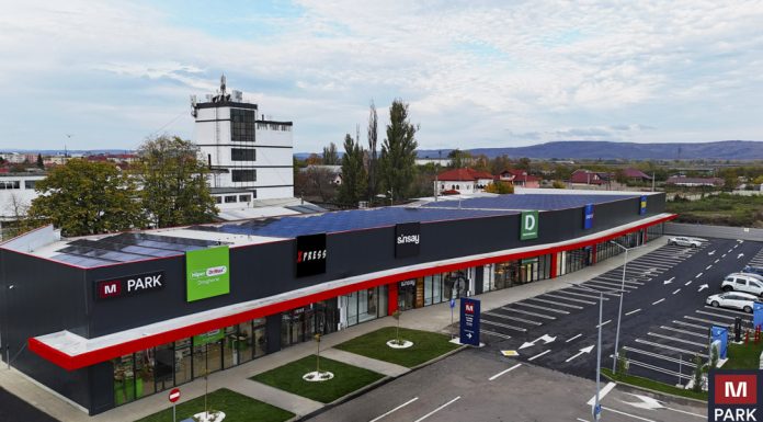 Mâine se deschide un nou complex comercial în Adjud