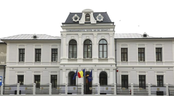 FOTO S-a inaugurat clădirea renovată a Centrului Militar Zonal Vrancea / O clădire istorică renaște, iar memoria eroilor merge mai departe!