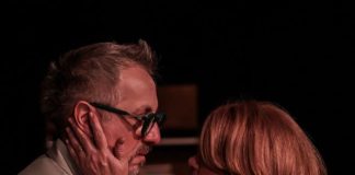 ”Mici crime conjugale”, la preț redus, la Teatrul Focșani
