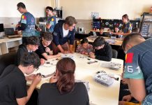 FOTO Robotică, creativitate și curiozitate, într-un laborator plin de copii cyberlis rural