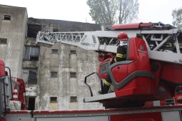 FOTO Exercițiu cu forțe și mijloace în teren la Colegiul Tehnic „Ion Mincu” din Focșani 4 exercitiu isu