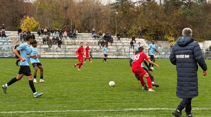 Fotbal: Adjudul încheie turul cu o victorie în deplasare
