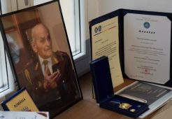 FOTO Cel mai în vârstă om din România este veteran de război 3 general 111 ani 3