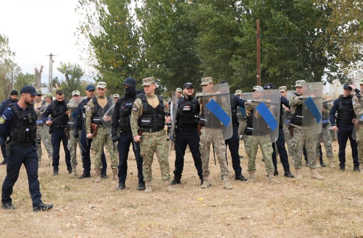 FOTO Jandarmii vrânceni, exercițiu de pregătire în comun cu Poliția Militară