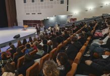 FOTO Alegeri informate, pași spre independență – Educație juridică și dialog pentru tineri legal community dezbatere 1