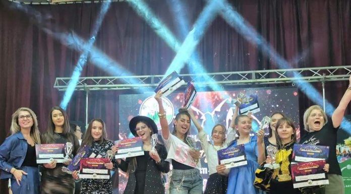 Multe premii pentru elevii Liceului de Artă Focșani la un festival național de muzică și dans / Bianca Tufănoiu – marele trofeu al festivalului