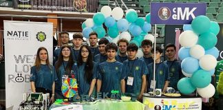 Echipele de robotică de la două colegii din Focșani, ambasadori în programul ”FIRST Like A Girl”
