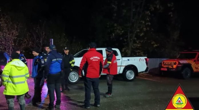 Voluntari, forțe MAI și salvamontiști în căutarea copilului dispărut din Vrâncioaia