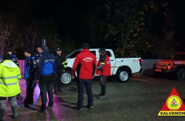Voluntari, forțe MAI și salvamontiști în căutarea copilului dispărut din Vrâncioaia