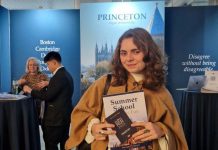 FOTO Elevă de la Liceul Slavici din Panciu, premiată la Global Essay Prize – John Locke Institute / Ea a primit și o bursă la un curs internațional smaranda luca 3