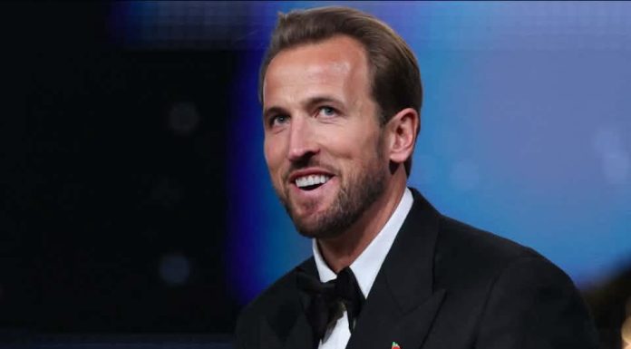 Atacantul englez Harry Kane a primit Balonul de Aur