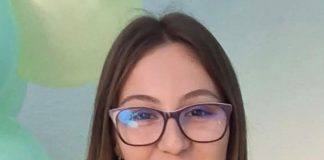 O adolescentă în stare gravă are nevoie de ajutorul semenilor